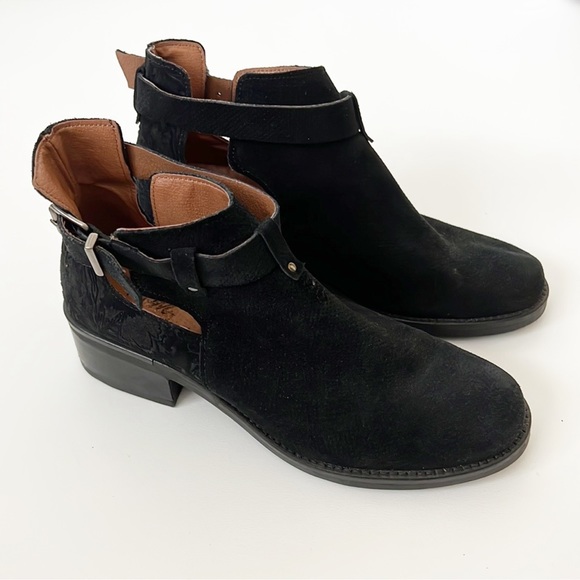 Tara M  Keegan  Ankle Boots Suede Black Size 38 - Picture 10 of 12